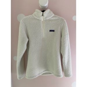 White pullover Patagonia